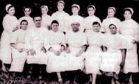 Медпрацівники (в першому ряду третій справа головний лікар С.Петришин) 1960р.